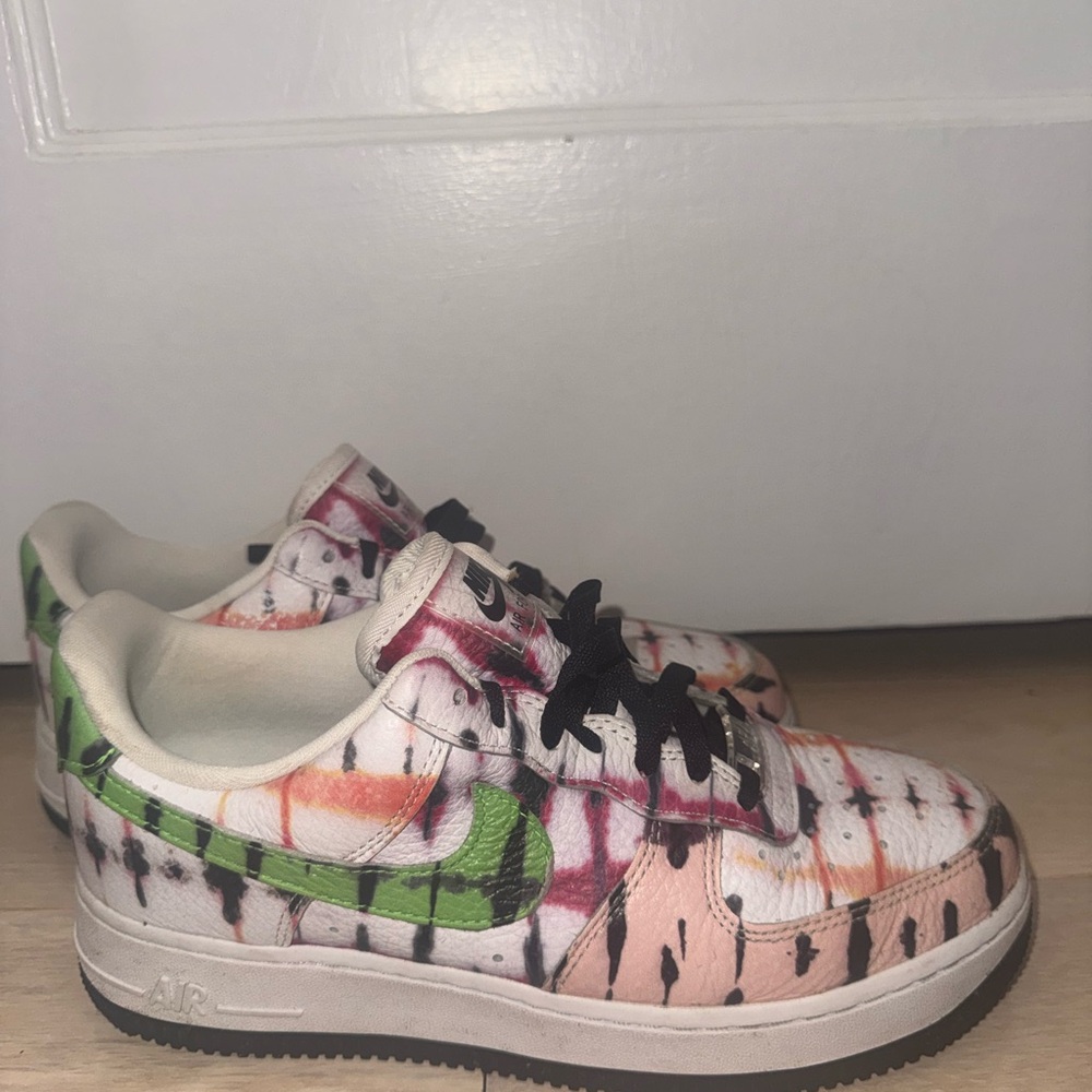 Nike Air Force 1 Multicolor Sneakers